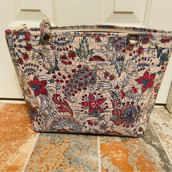 🐦‍🔥SALE! Brahmin Genuine Croc Embossed Leather in Brocade - Picture 2 of 16